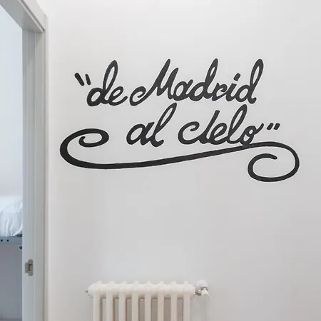 Exclusive Banksy Downtown, By Monaro***** Apartment Madrid Exterior photo